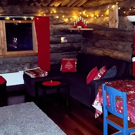 Pahtaja Lomamökit *