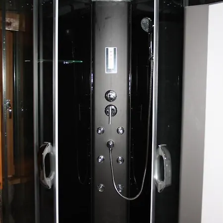 Pahtaja Lomamökit *